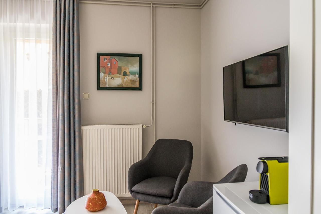 Villa 21 Boutique Rooms Balatonalmádi Buitenkant foto