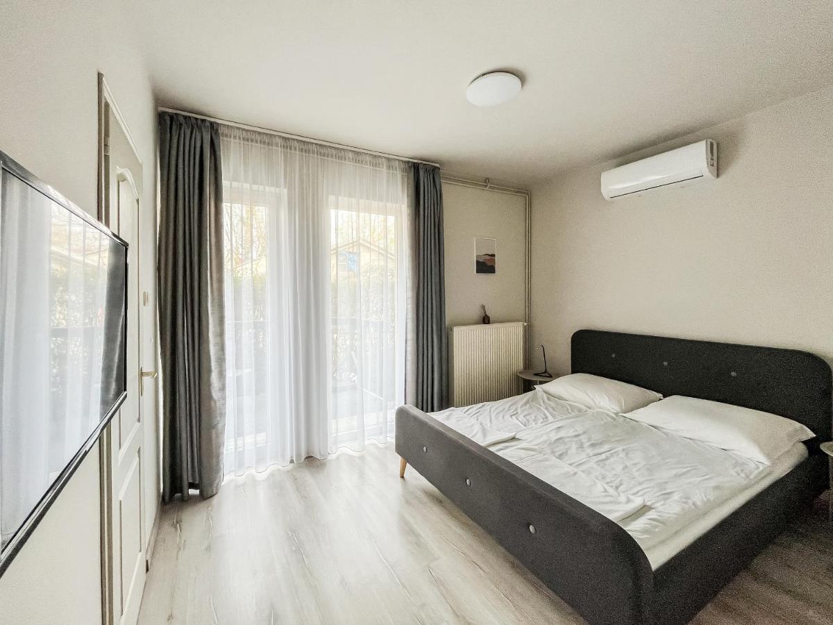 Villa 21 Boutique Rooms Balatonalmádi Buitenkant foto