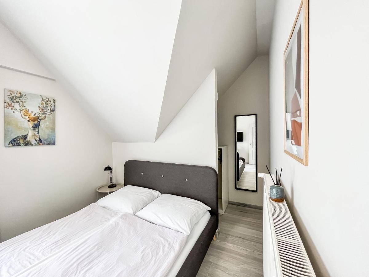 Villa 21 Boutique Rooms Balatonalmádi Buitenkant foto