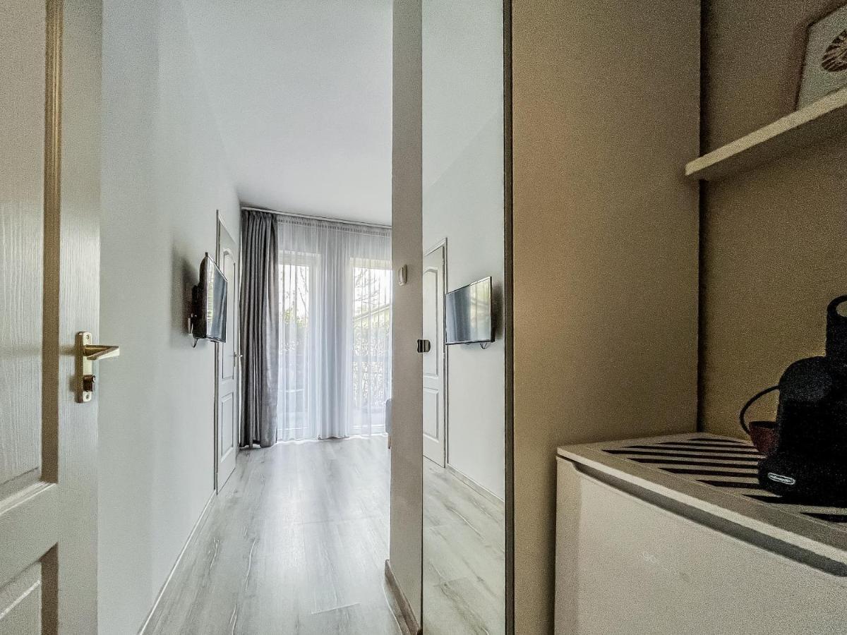 Villa 21 Boutique Rooms Balatonalmádi Buitenkant foto