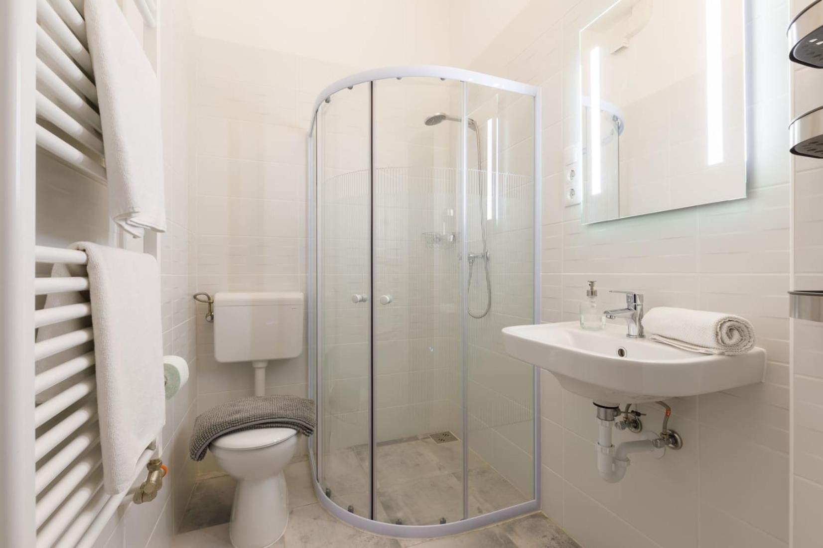 Villa 21 Boutique Rooms Balatonalmádi Buitenkant foto